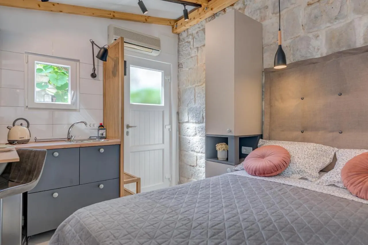 Lct City Design Apartment Split 0*,