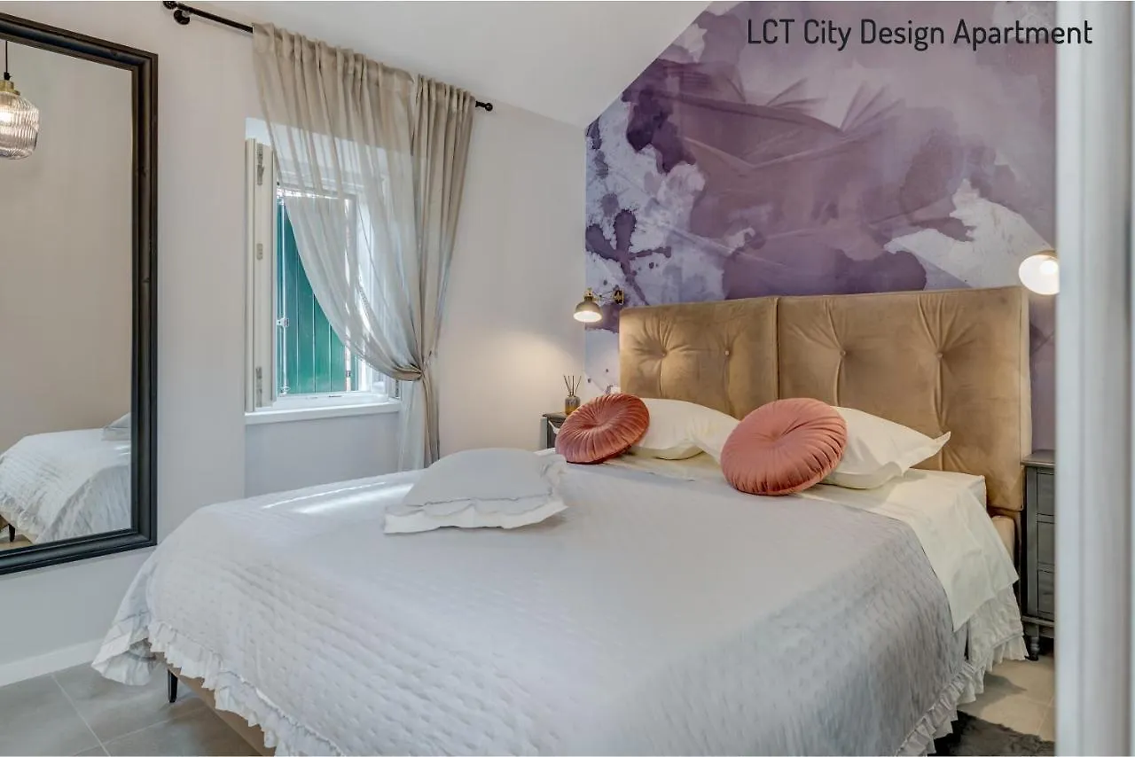 Lct City Design Apartment Split