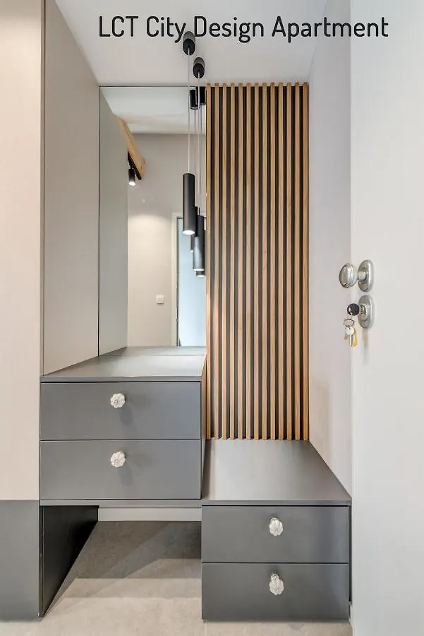 Lct City Design Apartment Split